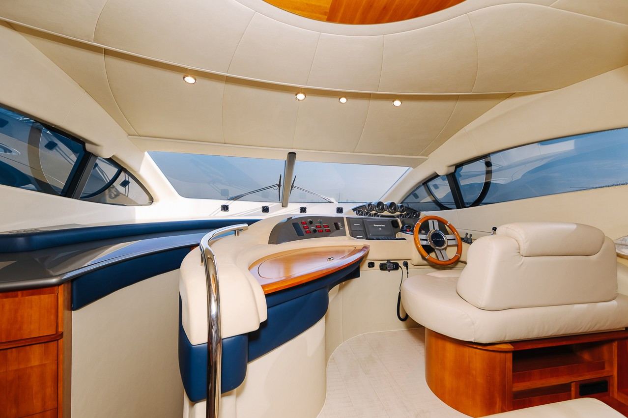 Azimut Candy — photo 2