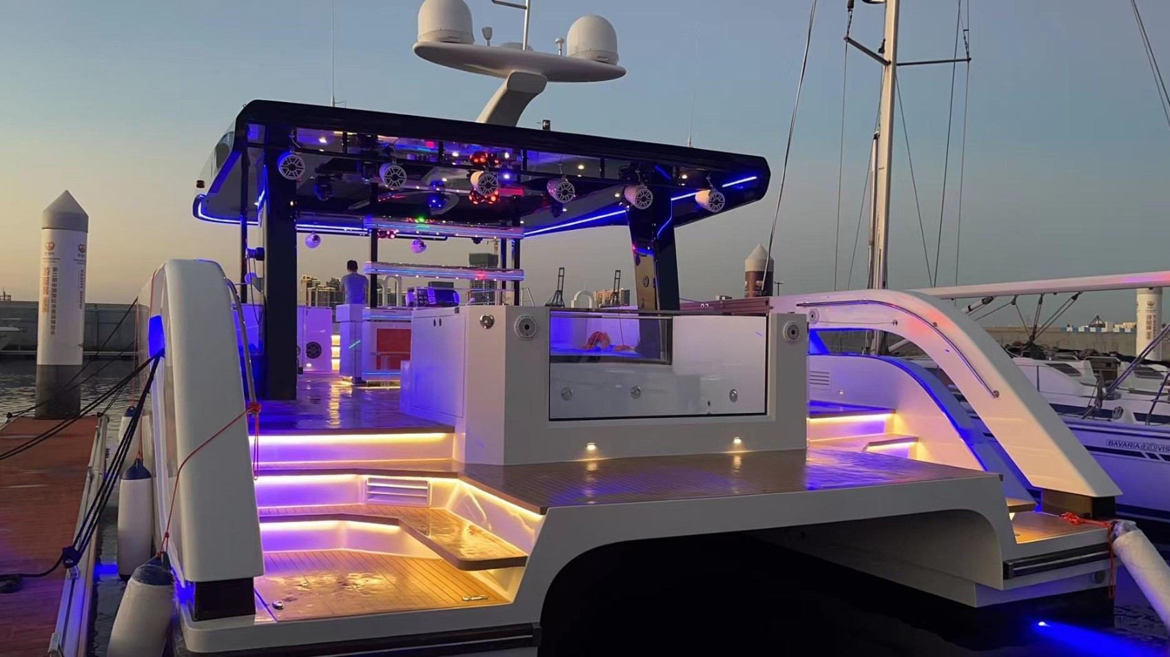 Catamaran Ozone — photo 13