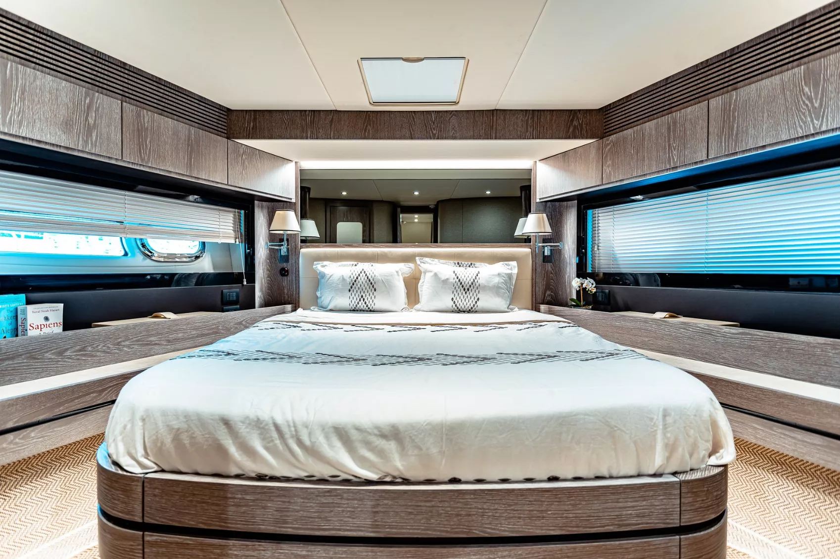 Azimut Magellano 66 ft — photo 6