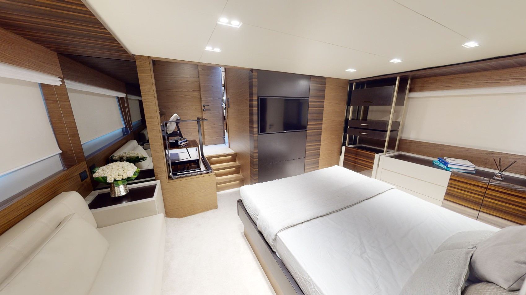 Ferretti 67 ft — photo 12