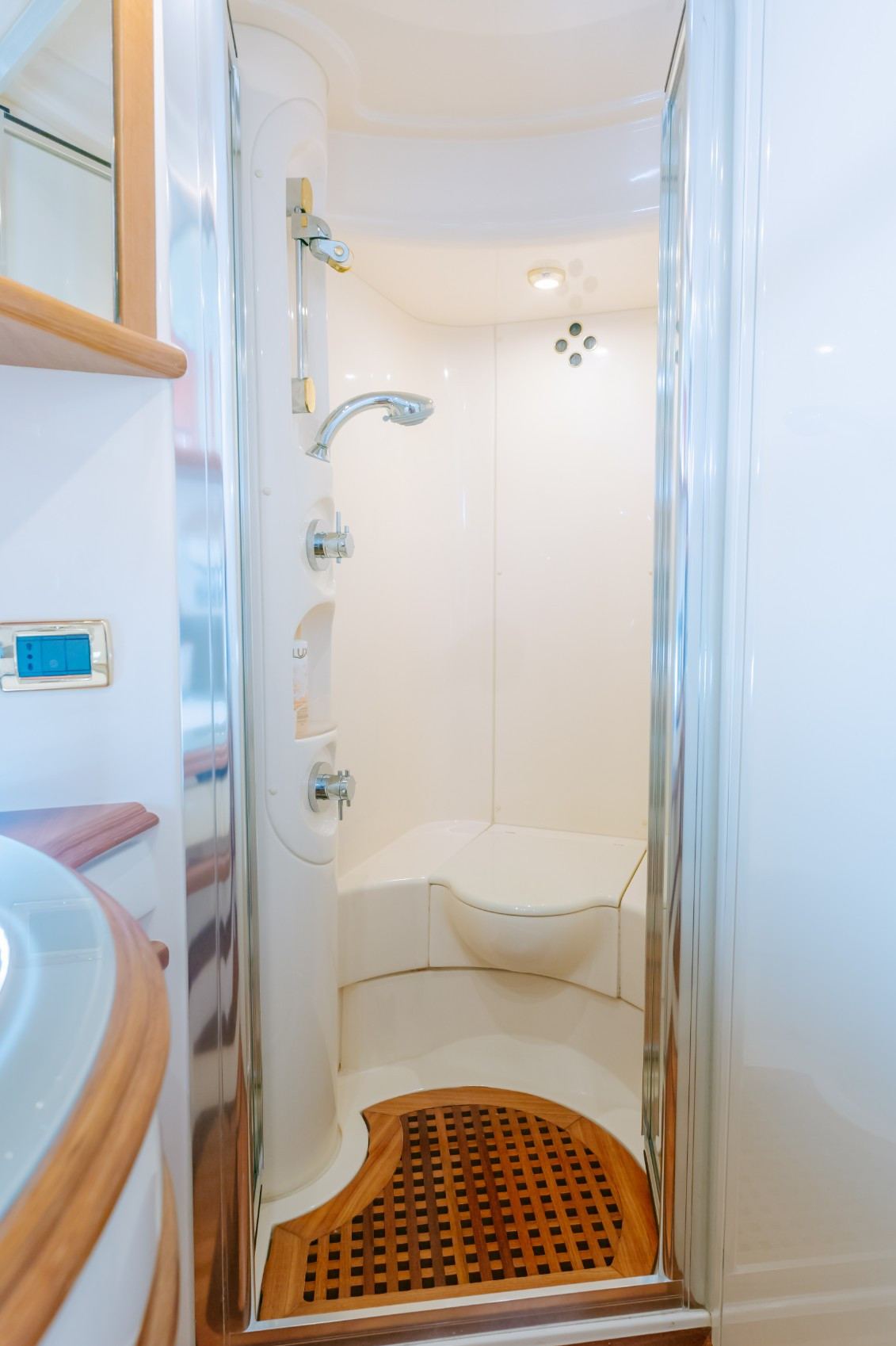 Azimut White Pearl — photo 4