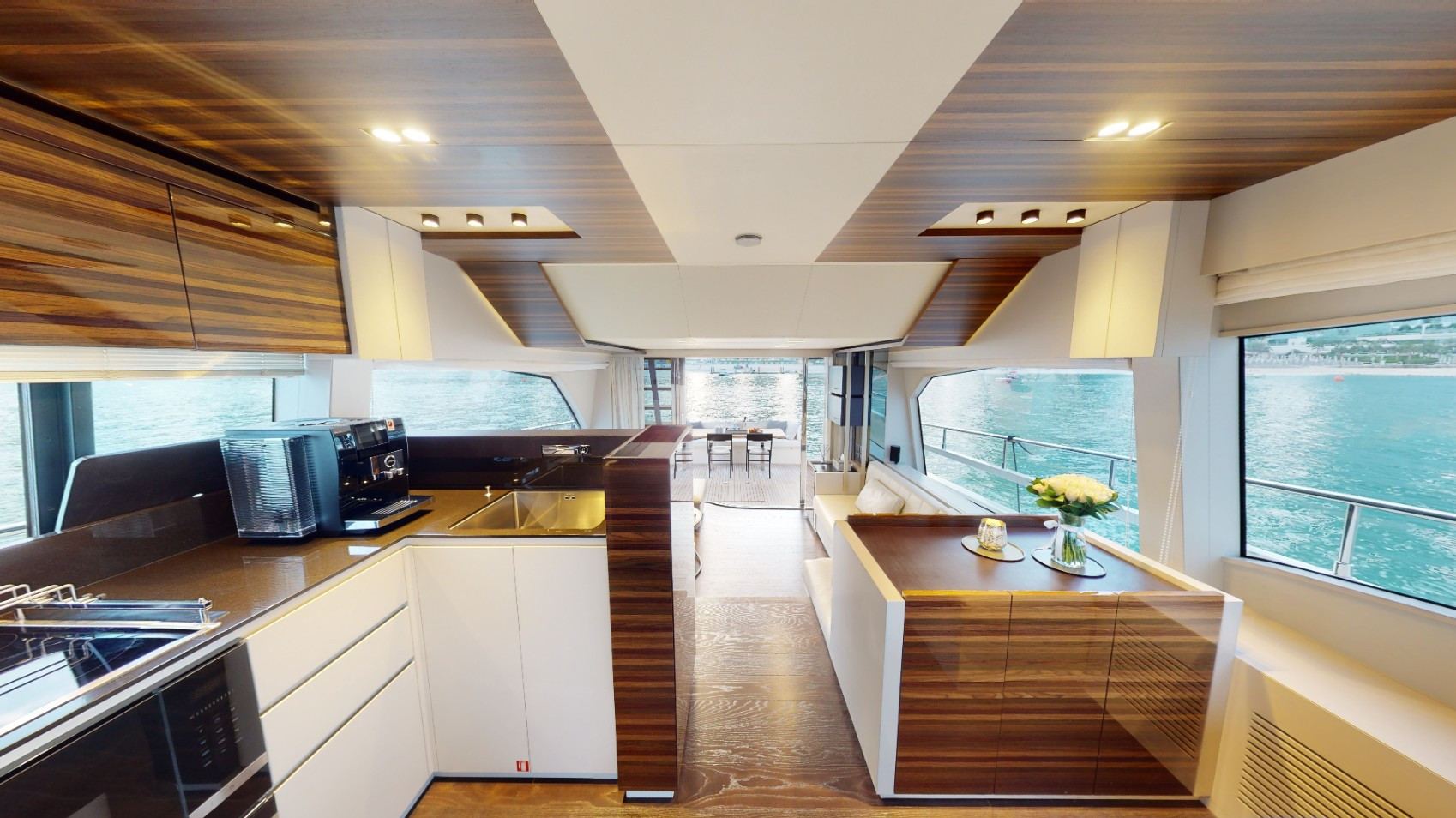 Ferretti 67 ft — photo 11