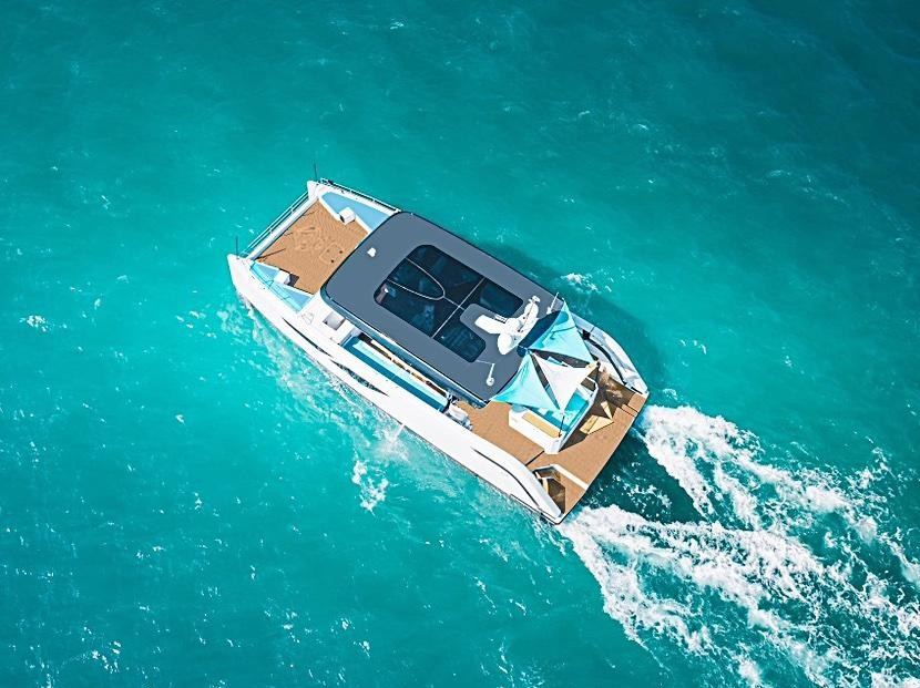 Catamaran Ozone — photo 12