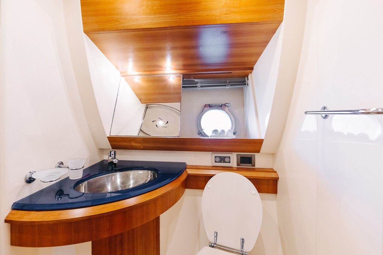 Azimut Candy — photo 3