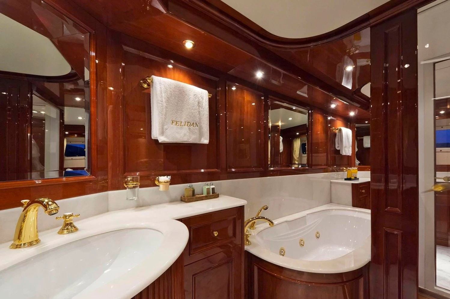 Benetti Gallus — photo 11