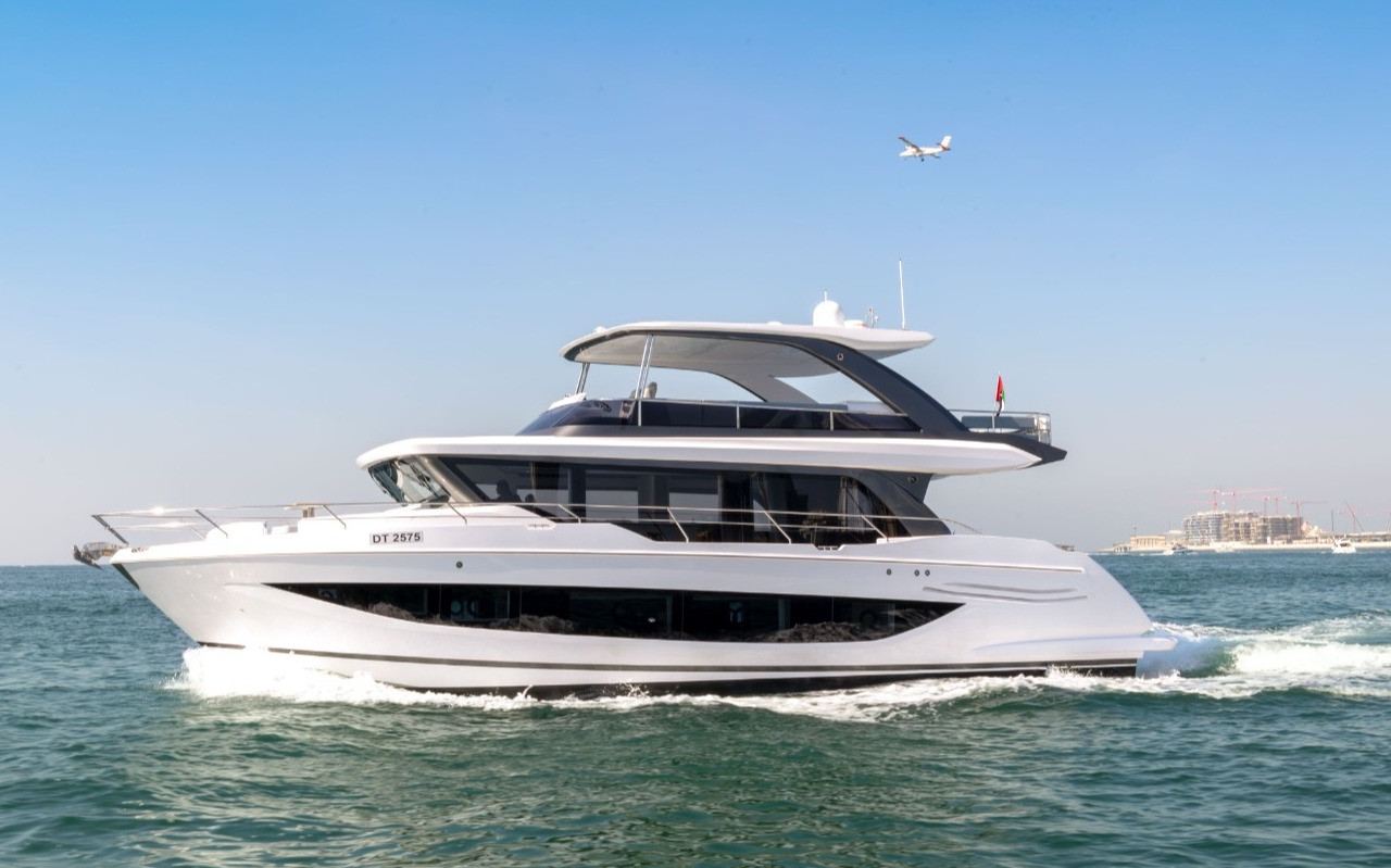 Sky Walker Amie X63 Sport, 63 ft