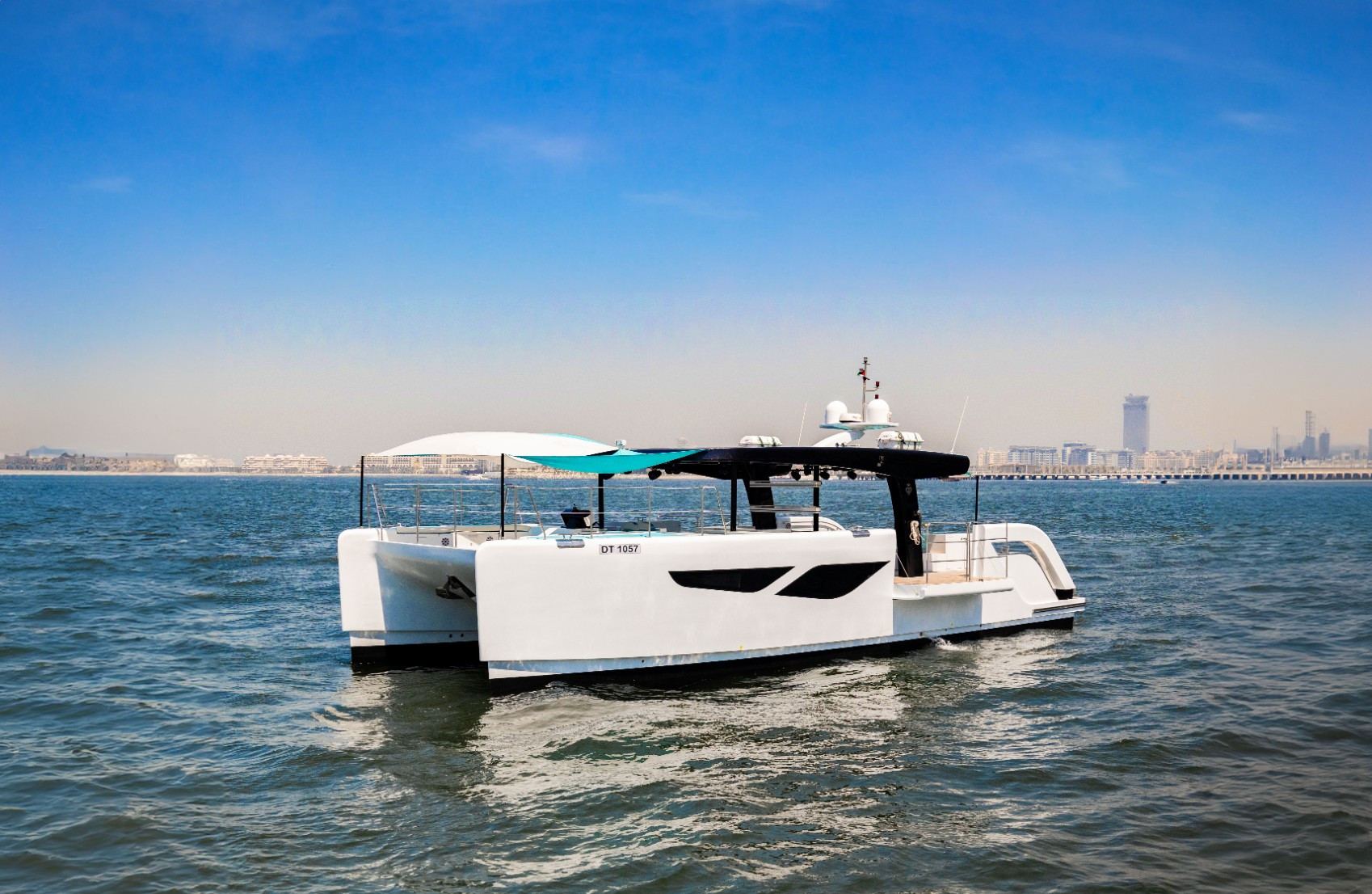 Catamaran Ozone — photo 2