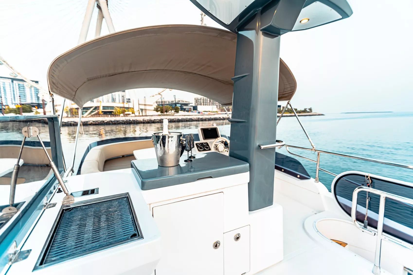 Azimut Magellano 43 ft — photo 9