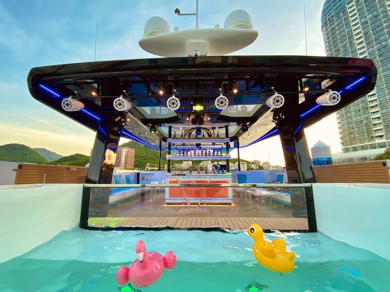Catamaran Ozone — photo 10