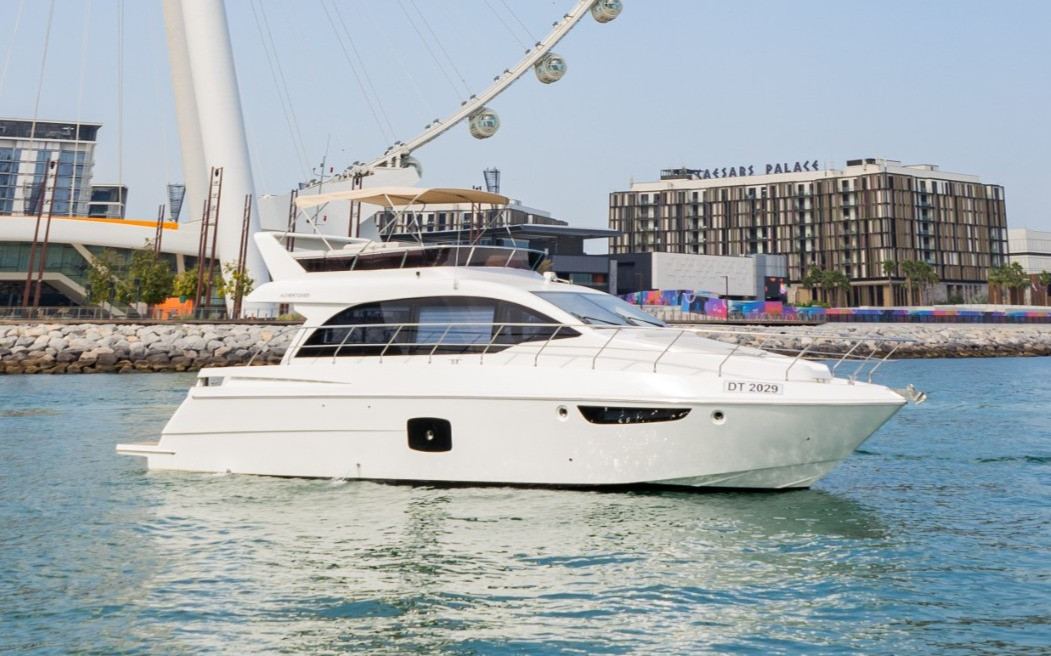 Sky Walker Oxo, 52 ft