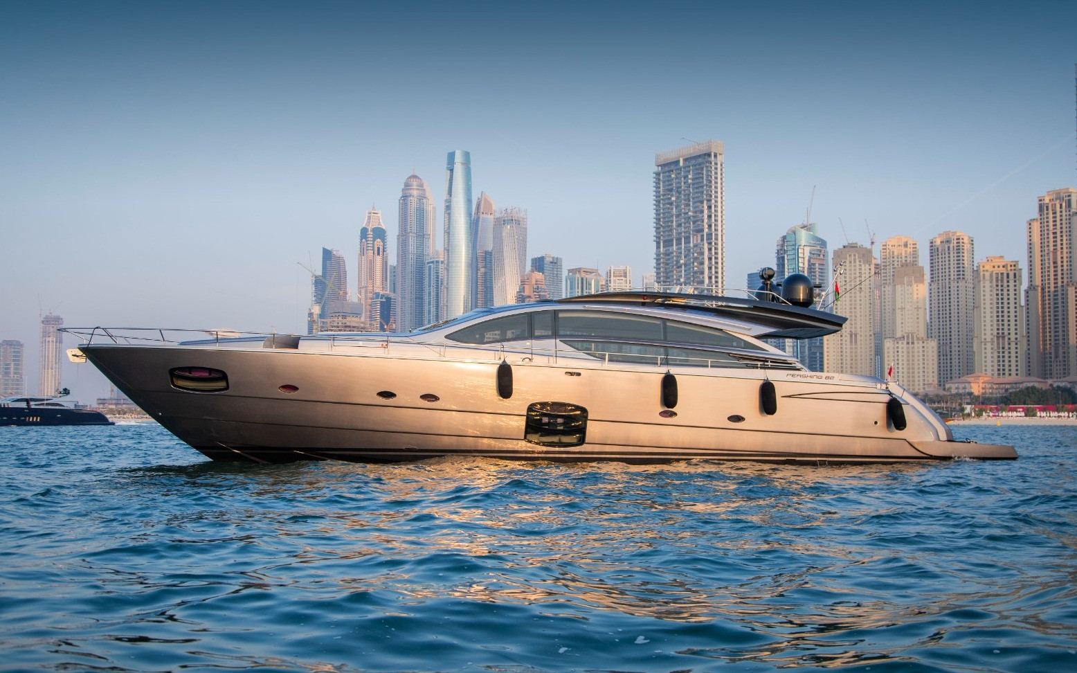 Pershing, 82 ft