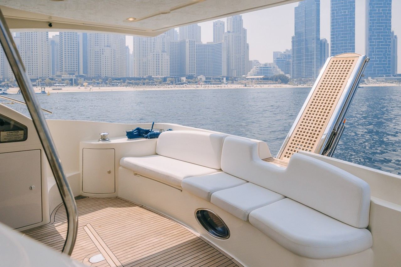 Azimut Monica — photo 3