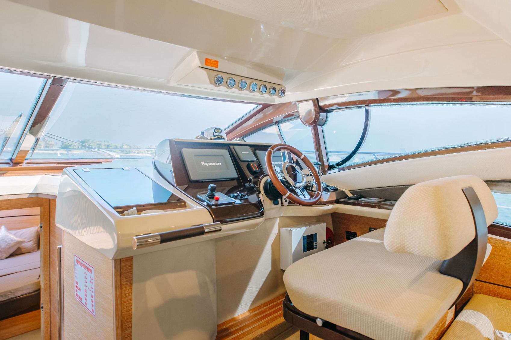Azimut No Regrets — photo 8