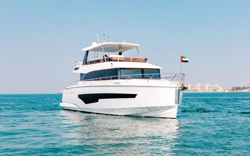 Sky Walker Maka, 62 ft