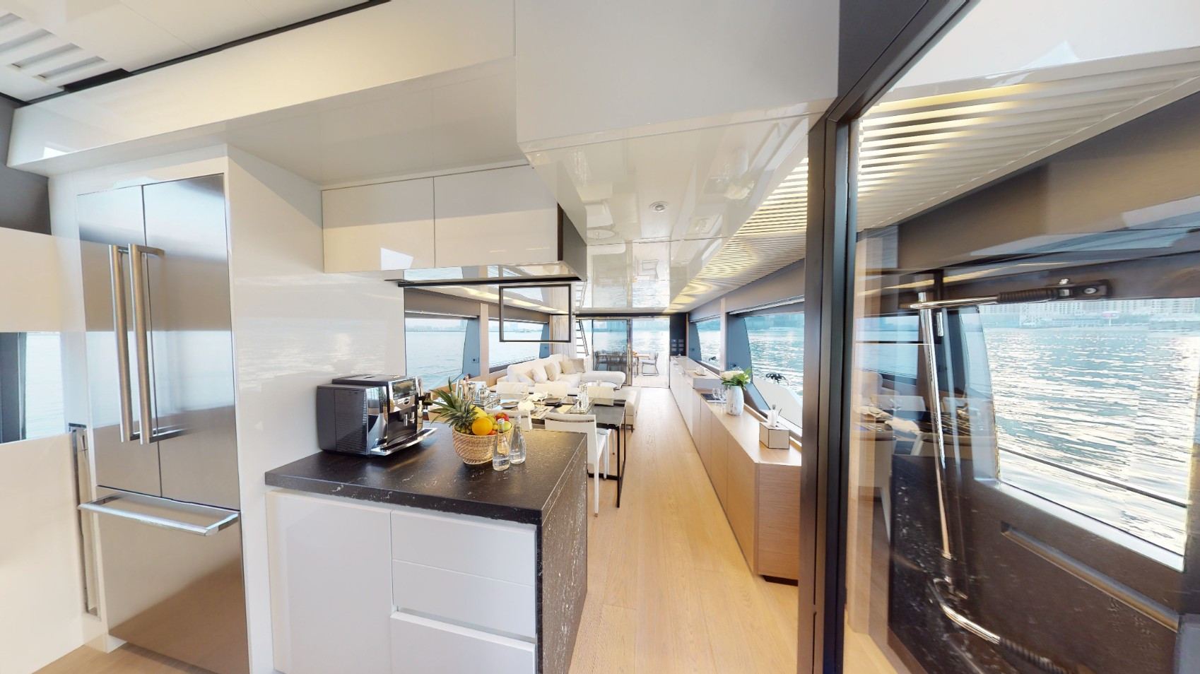 Ferretti 78 ft — photo 2