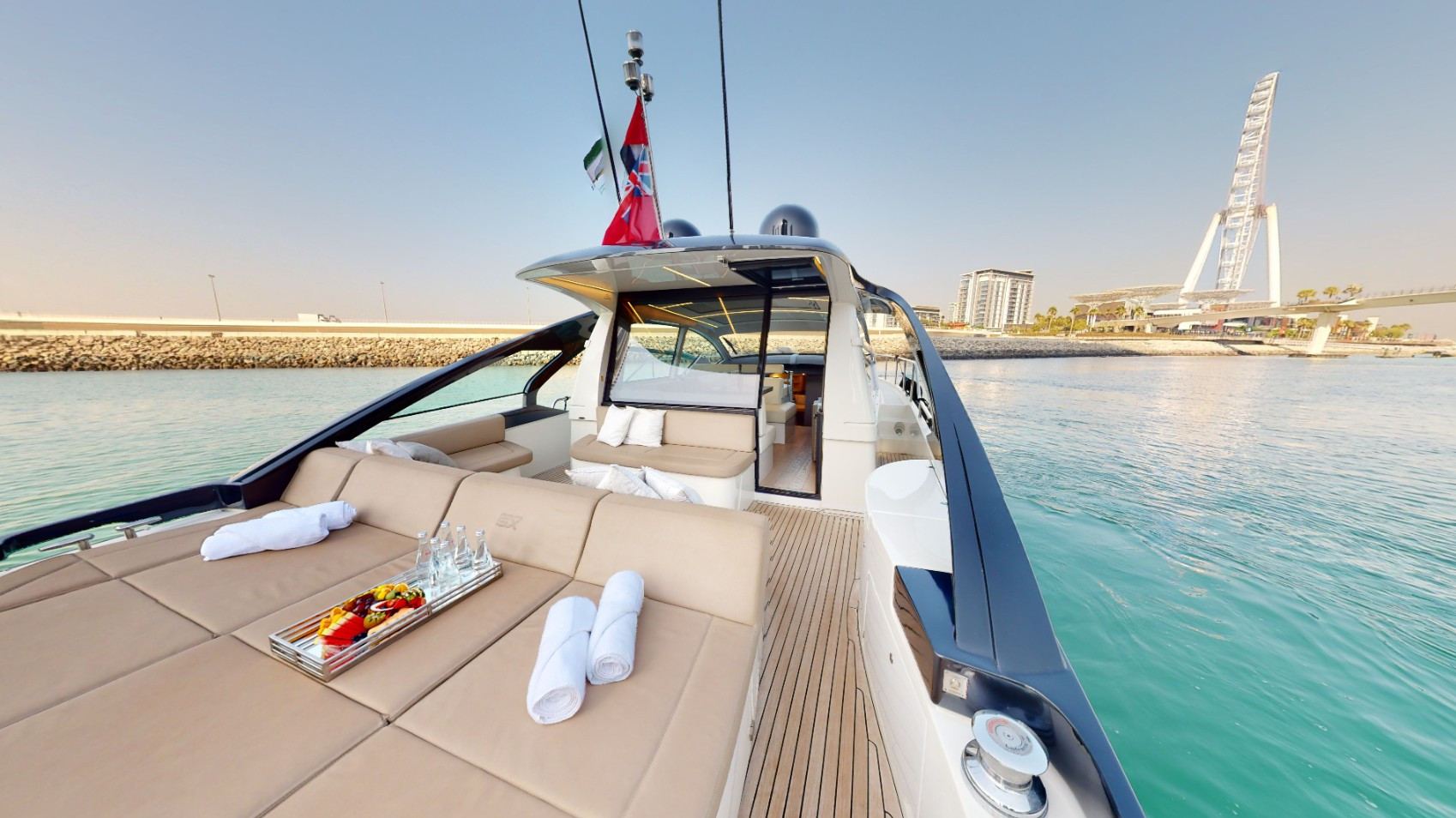 Pershing 5X Pearl White — photo 11