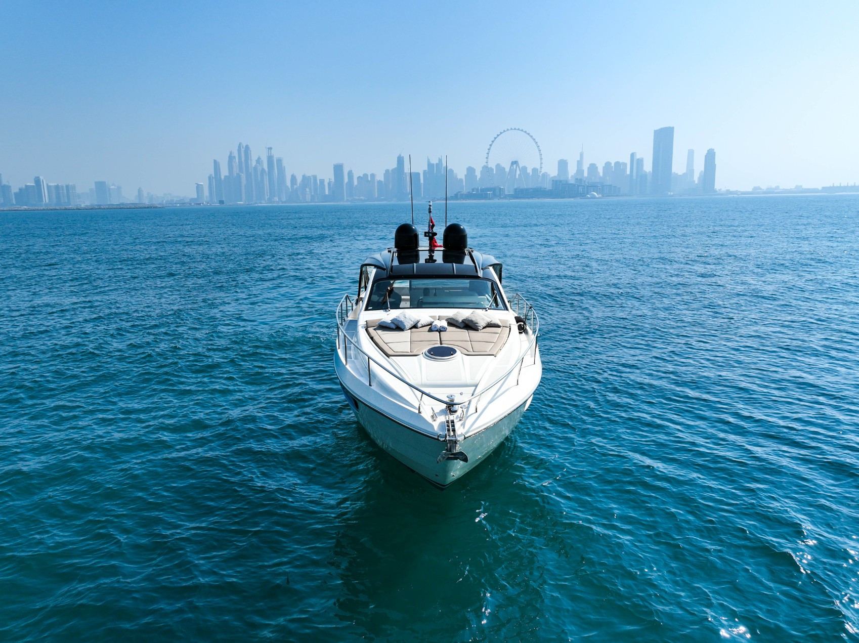 Pershing 5X Pearl White — photo 15