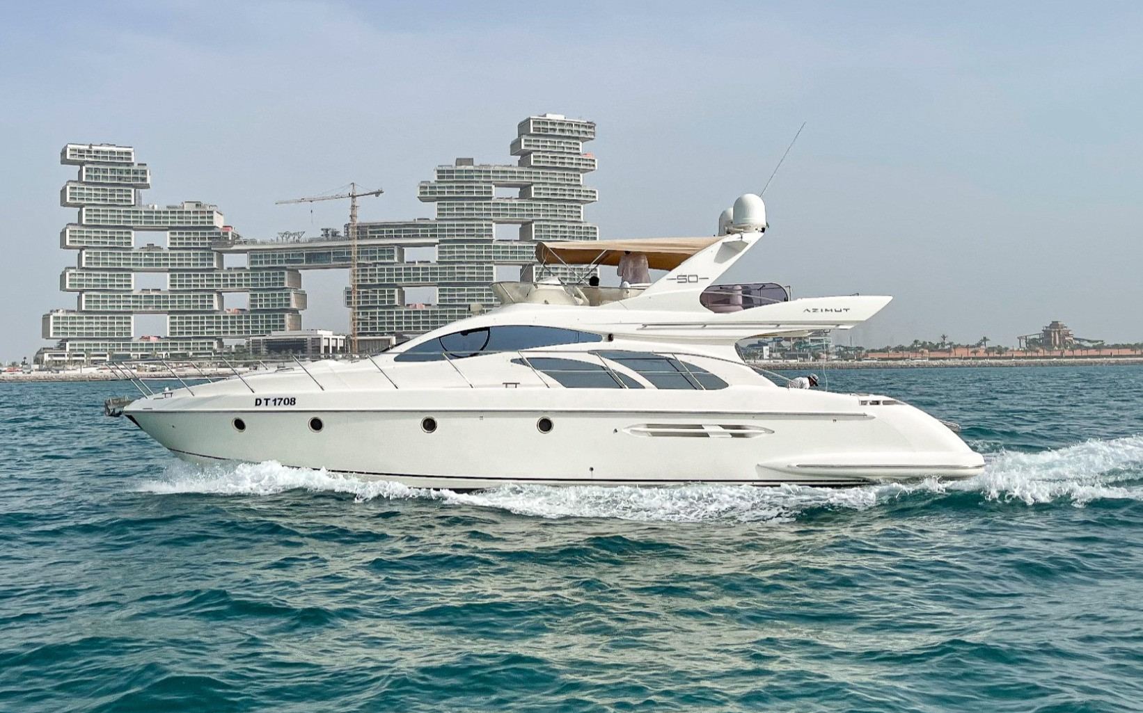 Azimut Grand Crew, 50 ft