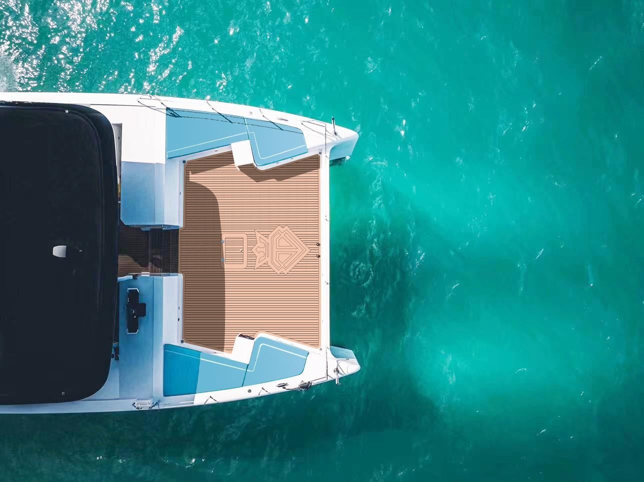 Catamaran Ozone — photo 8