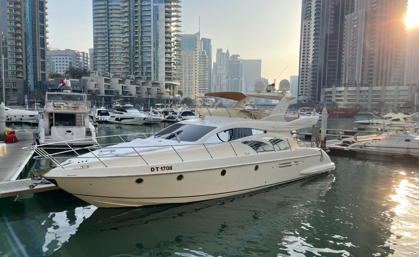 Azimut Grand Crew — photo 2