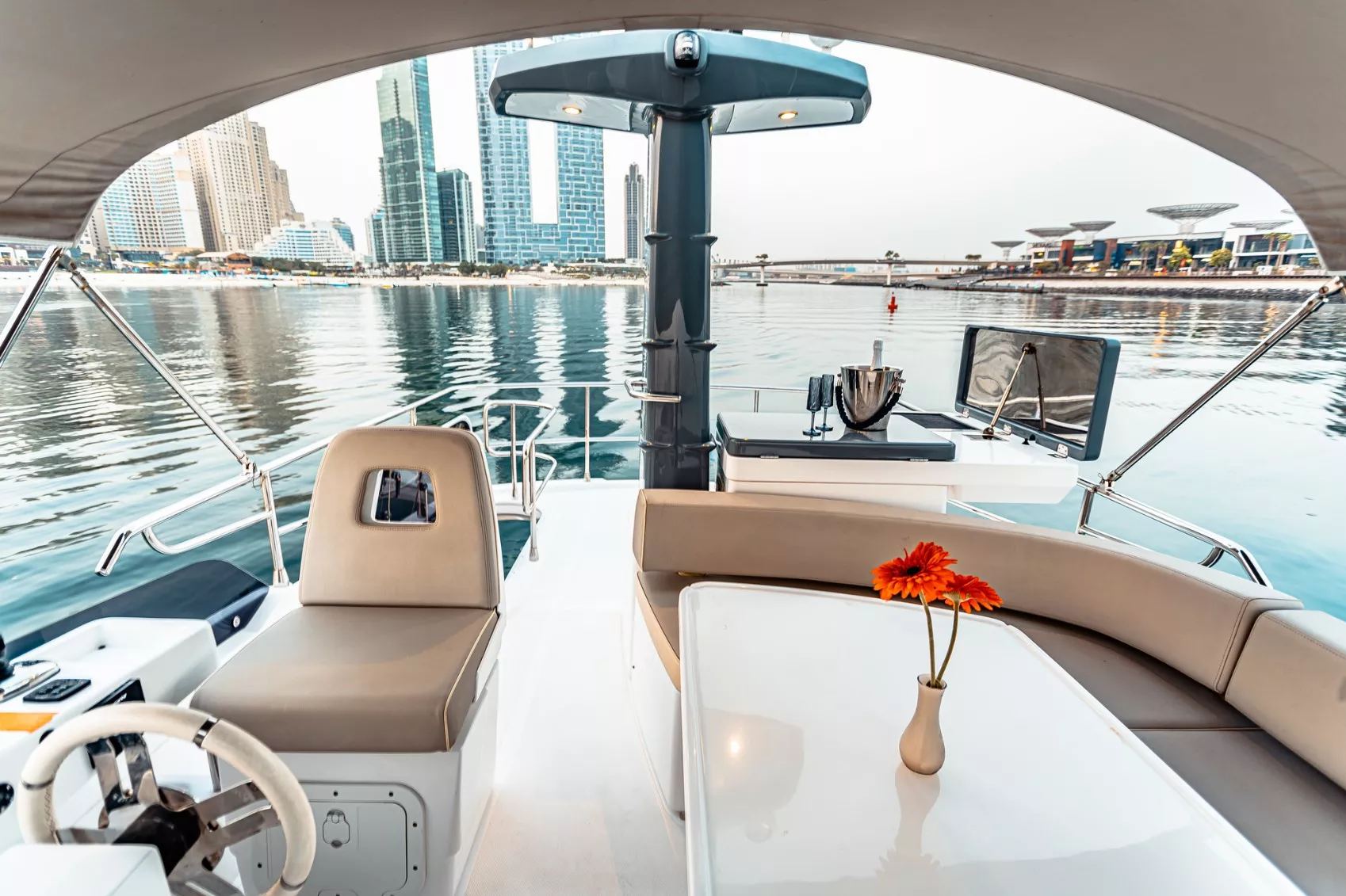 Azimut Magellano 43 ft — photo 11